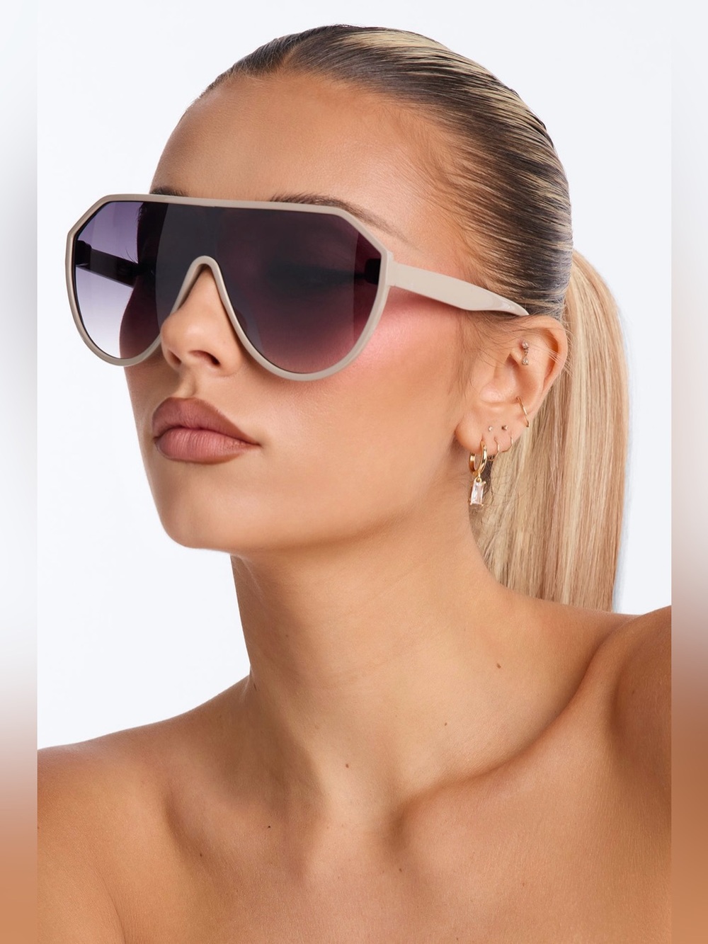 Fashion Nova Beige Sunglasses with Gradient Lenses